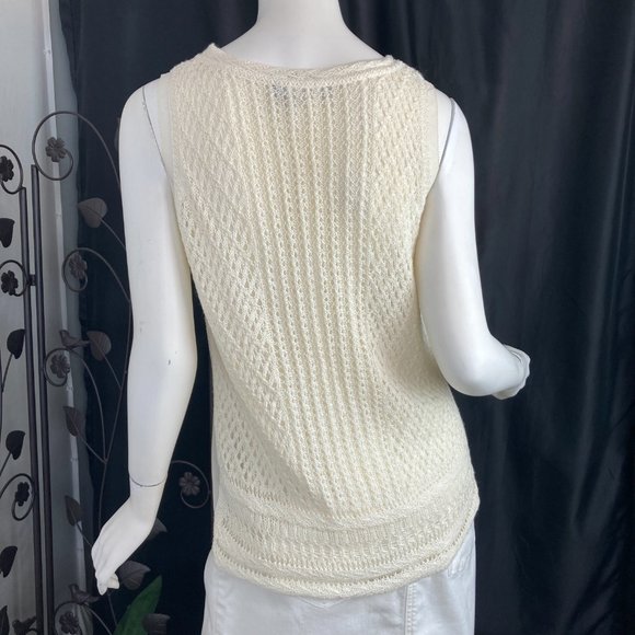 White House Black Market Crochet Top - Picture 3 of 8
